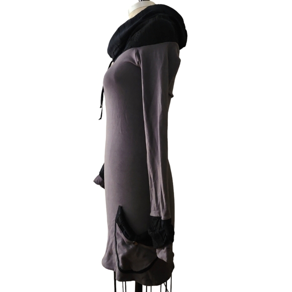 Kollontai Blue Gray Tunic with Large Cowl Neck and Side Pocket - Picture 4 of 6